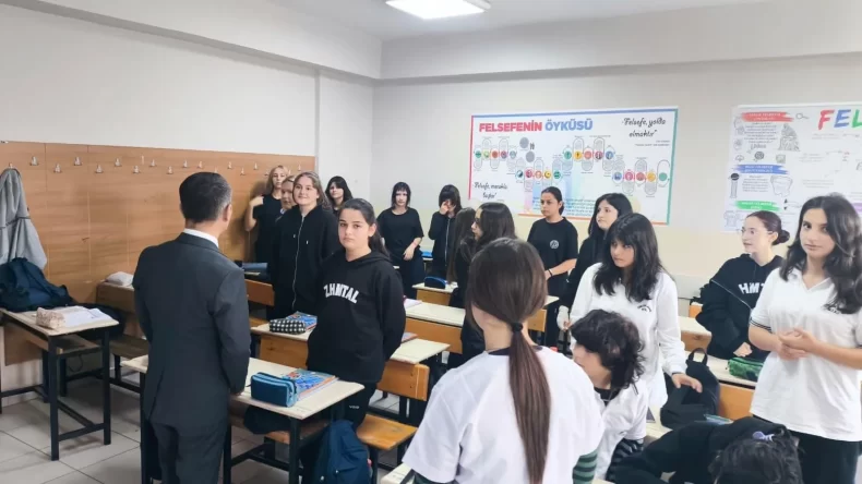 Vali Aktaş haftaya okul denetimiyle başladı! Güvenlik talimatı verdi