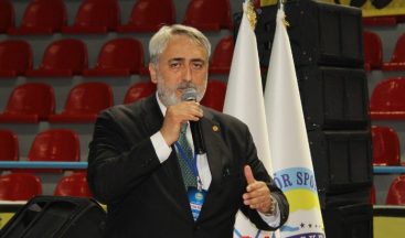 Murat Aydın’ın konuşmasına salonda müdahale!
