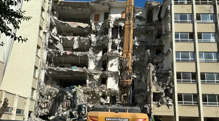 Seka Devlet Hastanesi’nde yarım asırlık B Blok için yıkım kararı